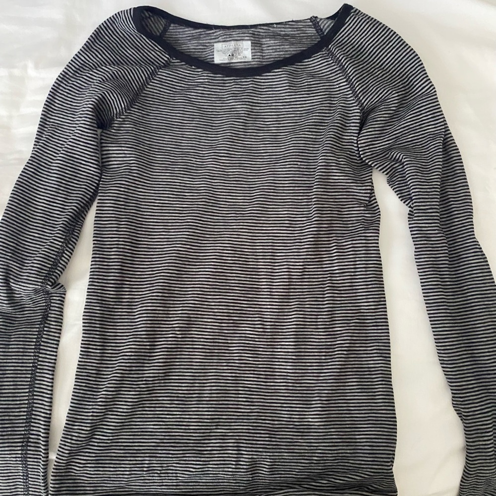 Athlete fitted running shirt